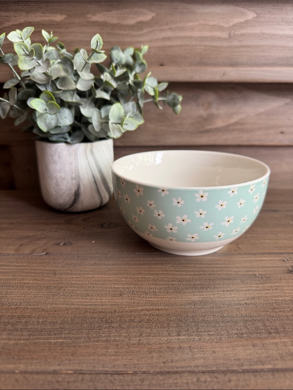 Coco + Lola Ceramic Daisy Bowl